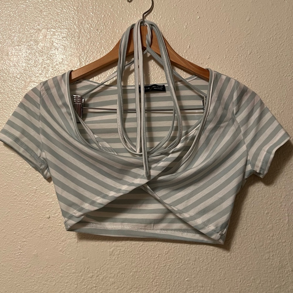 SHEIN Wrap Crop Top - Picture 3 of 5